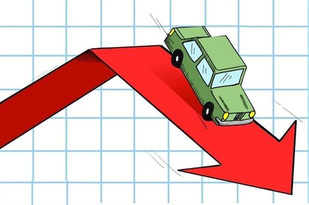 قیمت خودروهای داخلی کاهش یافت